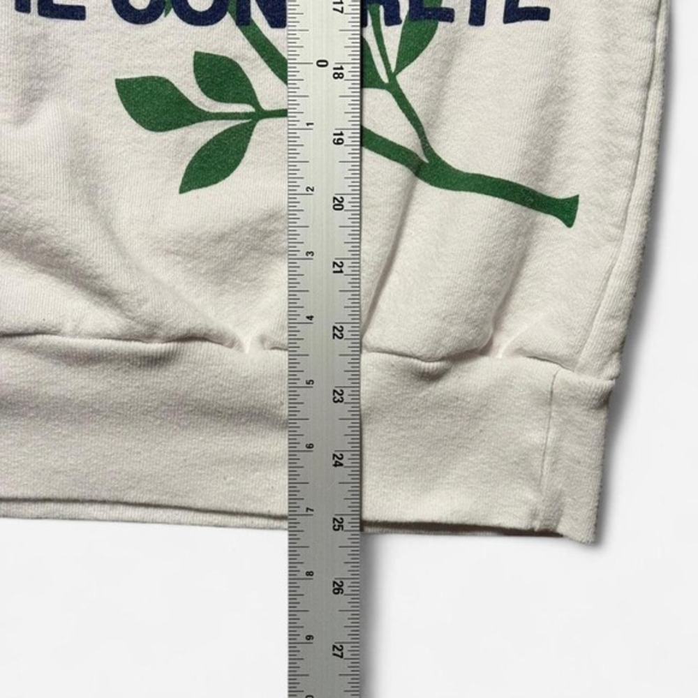 4Hunnid Rose That Grew From Concrete Crewneck Sweatshirt White Size Small - Picture 5 of 6
